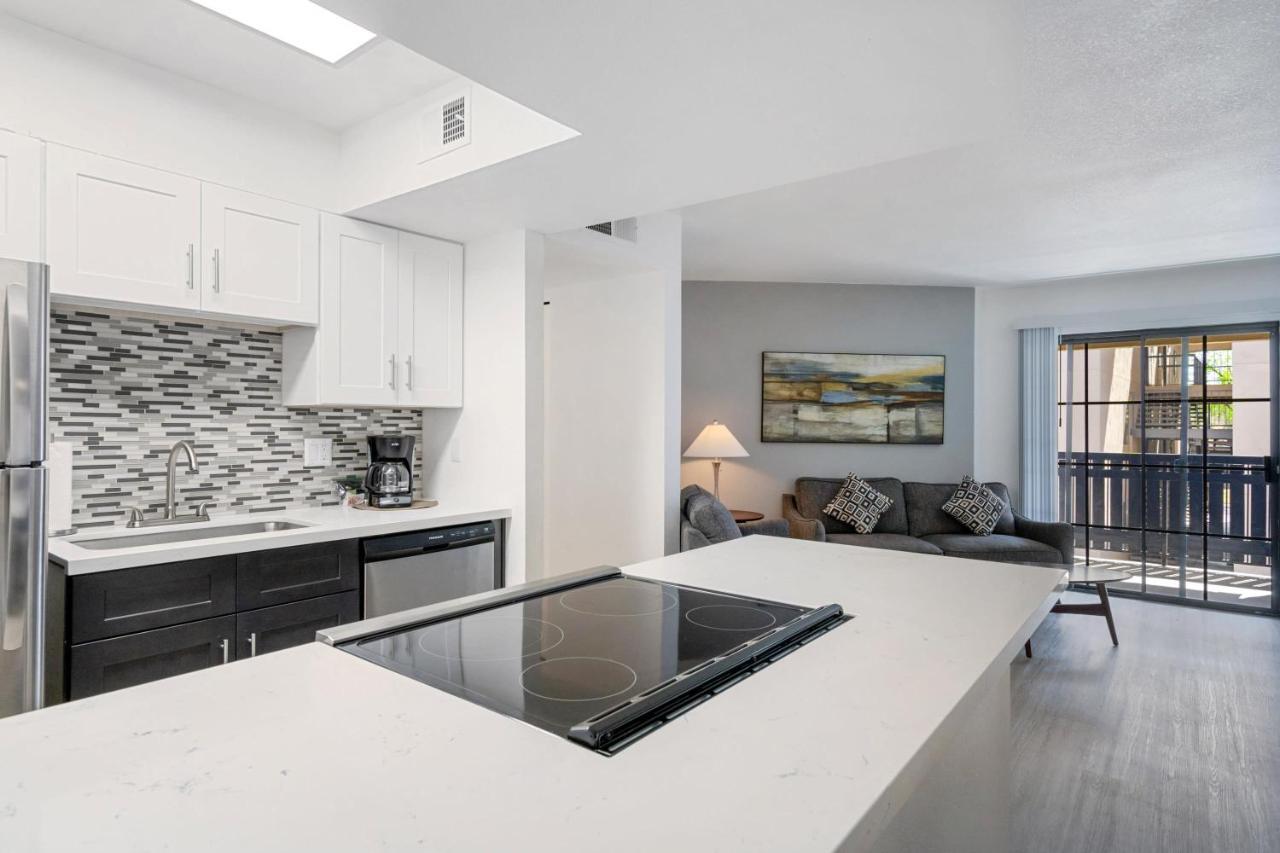 Newly Renovated 2Br Apartment W Pool By Stay Gia Phoenix Exterior photo